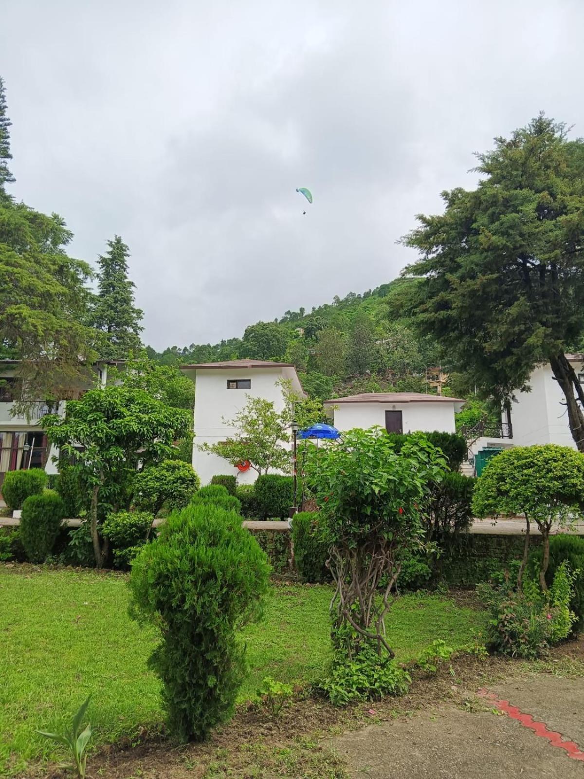 Shikha Resort Ewentbliz Bhīm Tāl Exterior foto