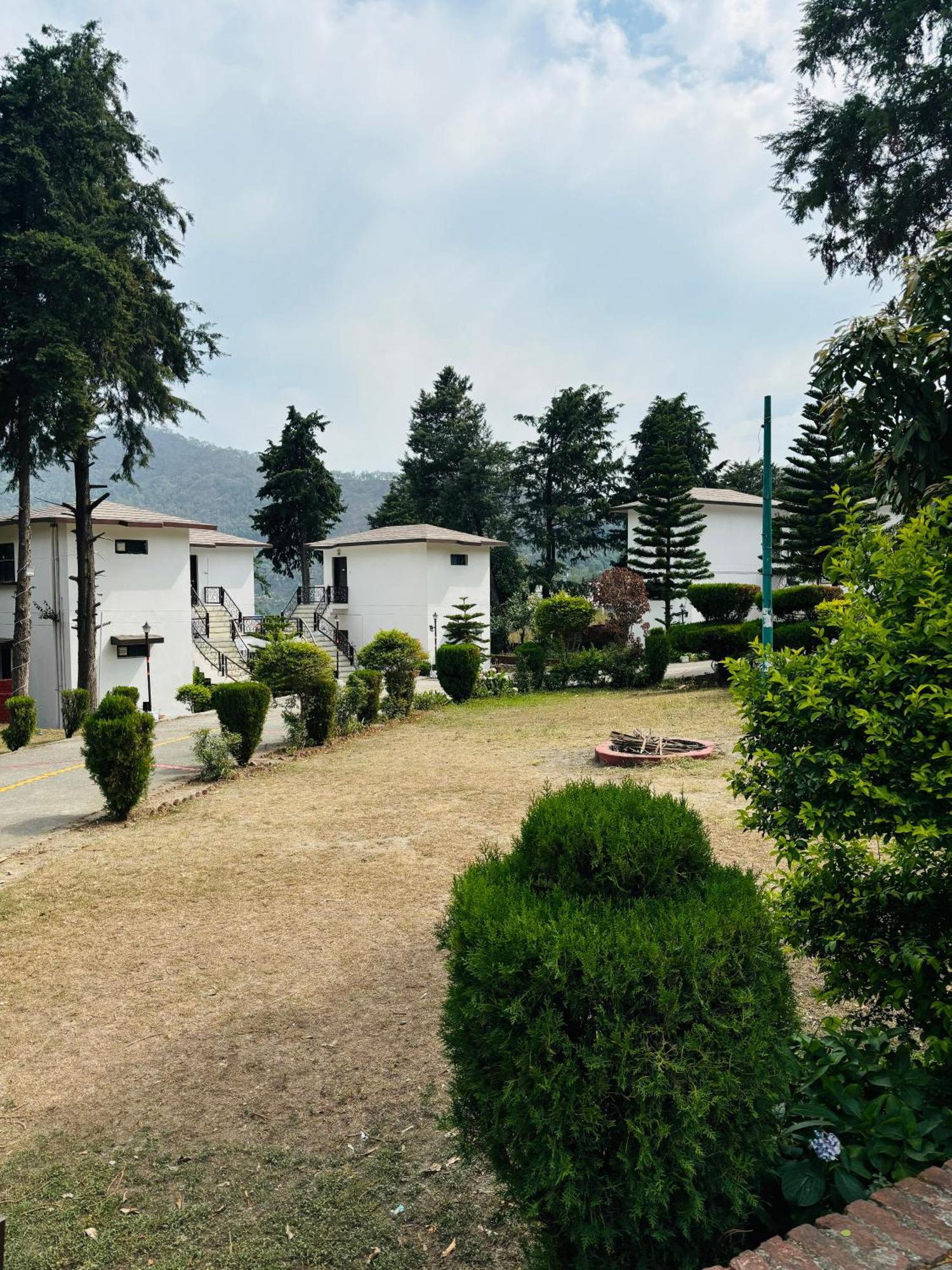 Shikha Resort Ewentbliz Bhīm Tāl Exterior foto